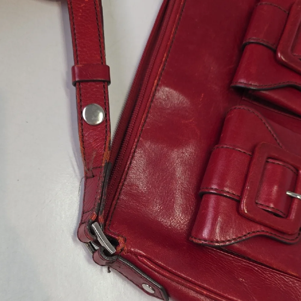 Kenneth Cole New York Red Shoulder Bag - Picture 8 of 11